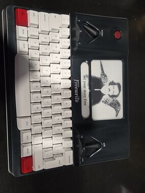 Freewrite Smart Typewriter. 1st Gen. Uk Keyboard.